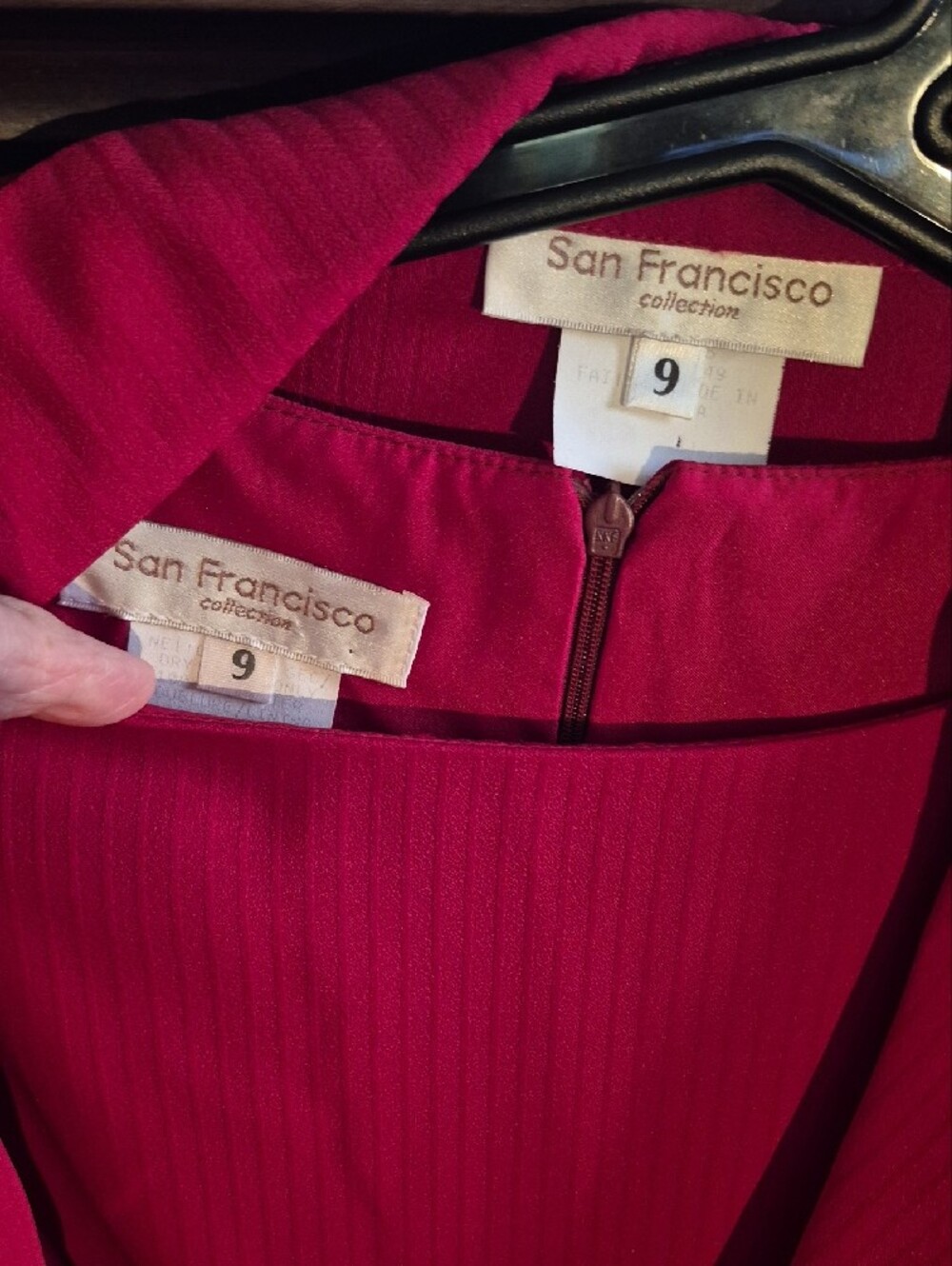 Women’s Raspberry Blazer And Dress Set - Picture 4 of 16